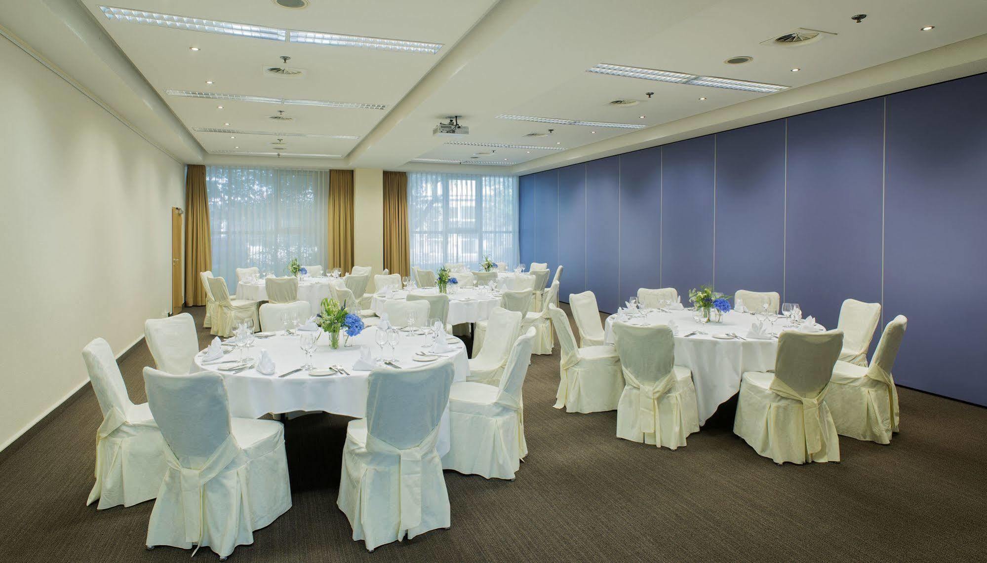 Nh Neustadt Hotel 4*